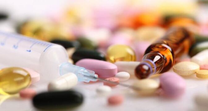 O tratamento integral da artrose inclúe tomar varios medicamentos